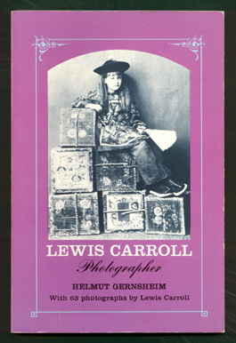 Helmut Gernsheim《Lewis Carroll—Photographer》（Dover Publications、1969）の表紙